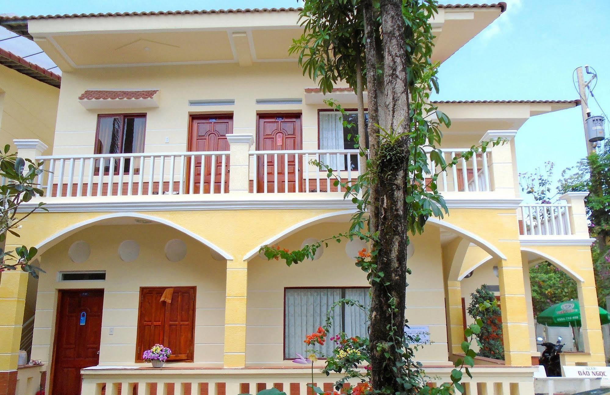 Oyo 614 Phu Quy Resort Esterno foto