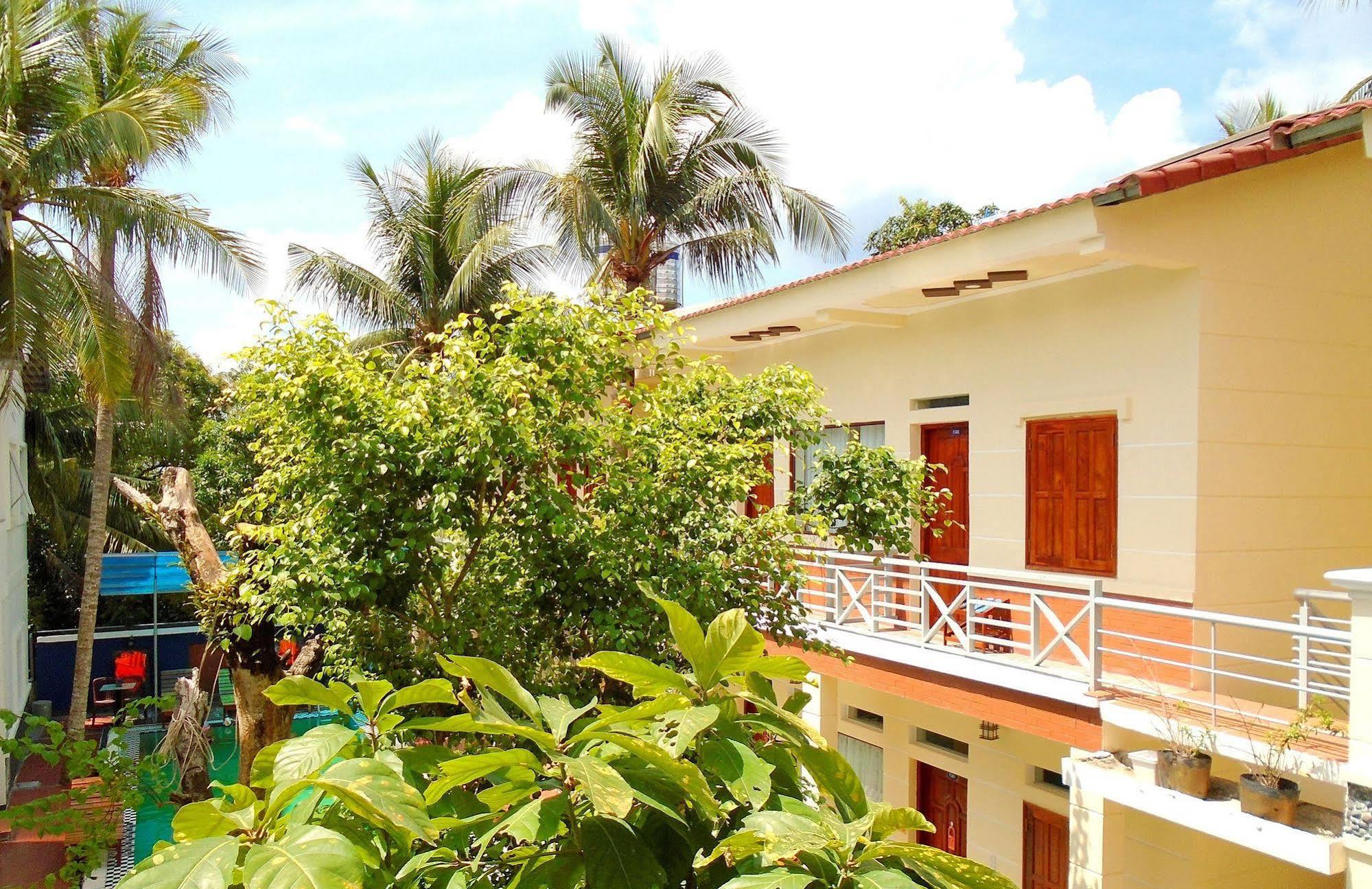 Oyo 614 Phu Quy Resort Esterno foto