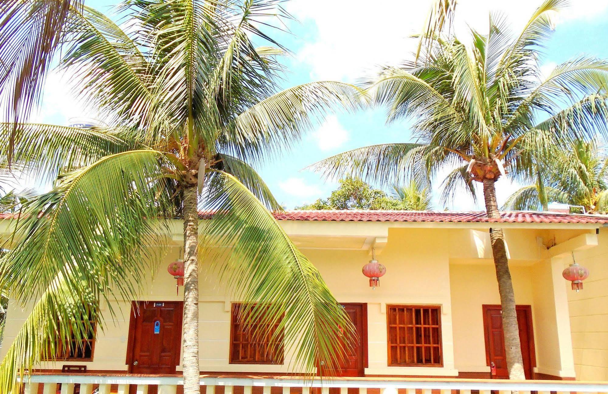 Oyo 614 Phu Quy Resort Esterno foto