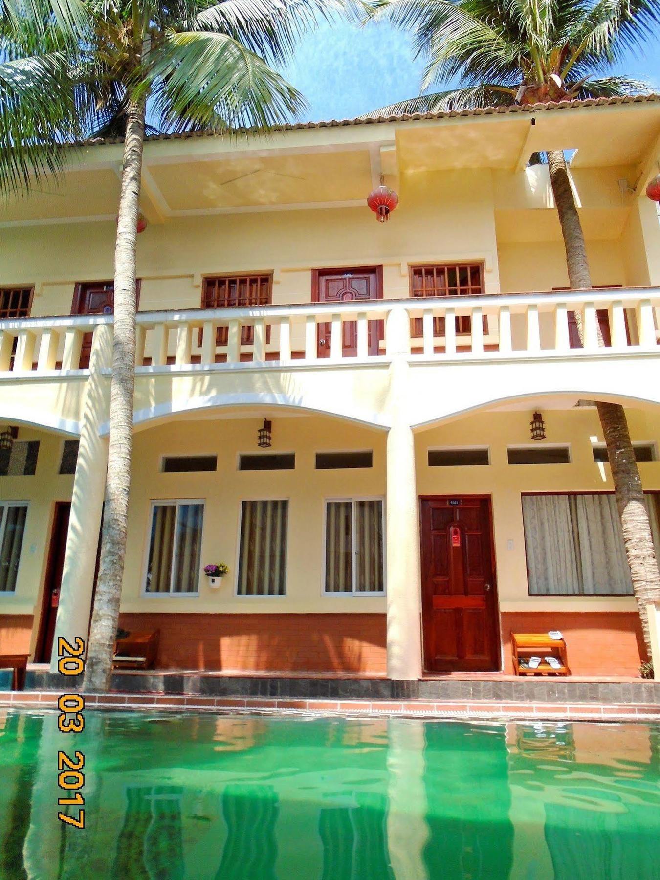 Oyo 614 Phu Quy Resort Esterno foto