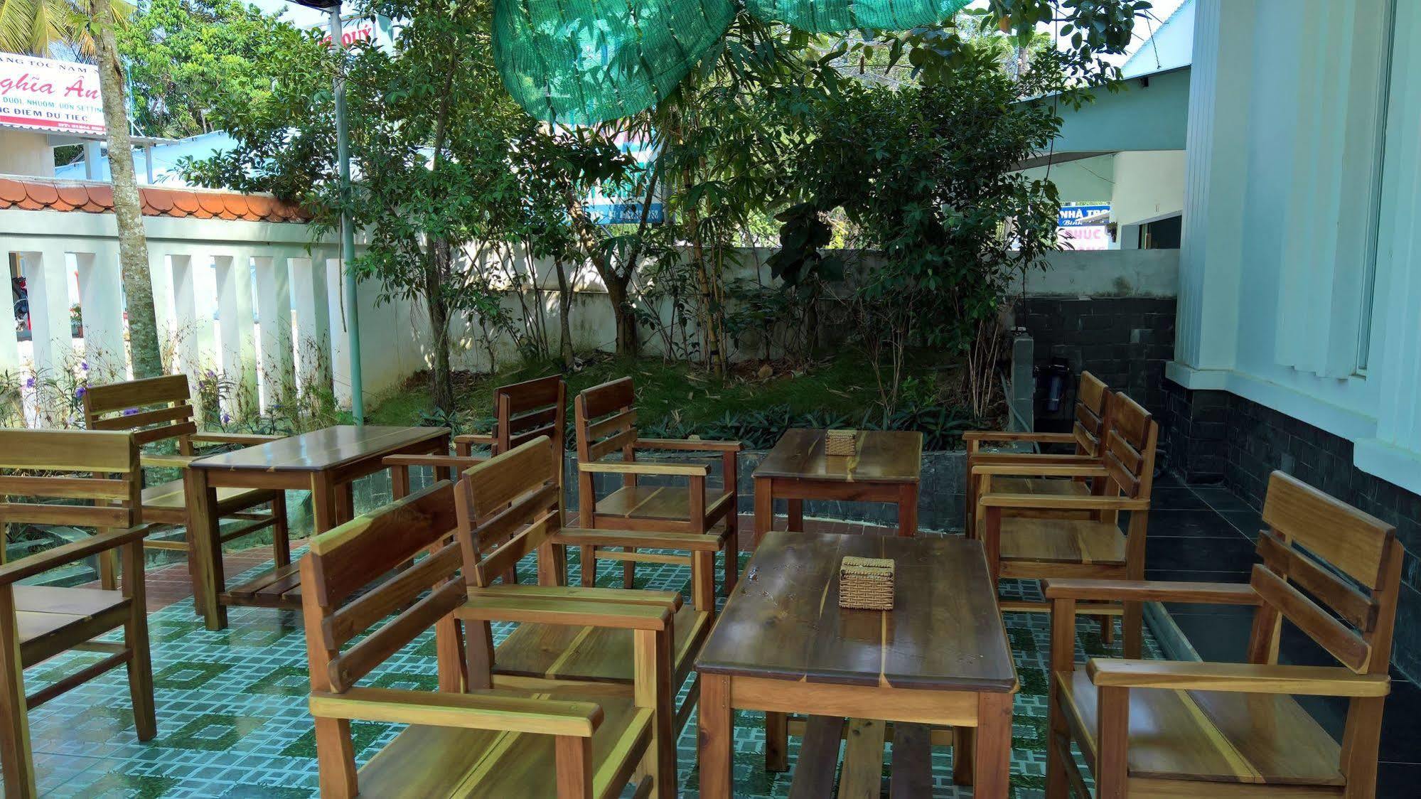 Oyo 614 Phu Quy Resort Esterno foto