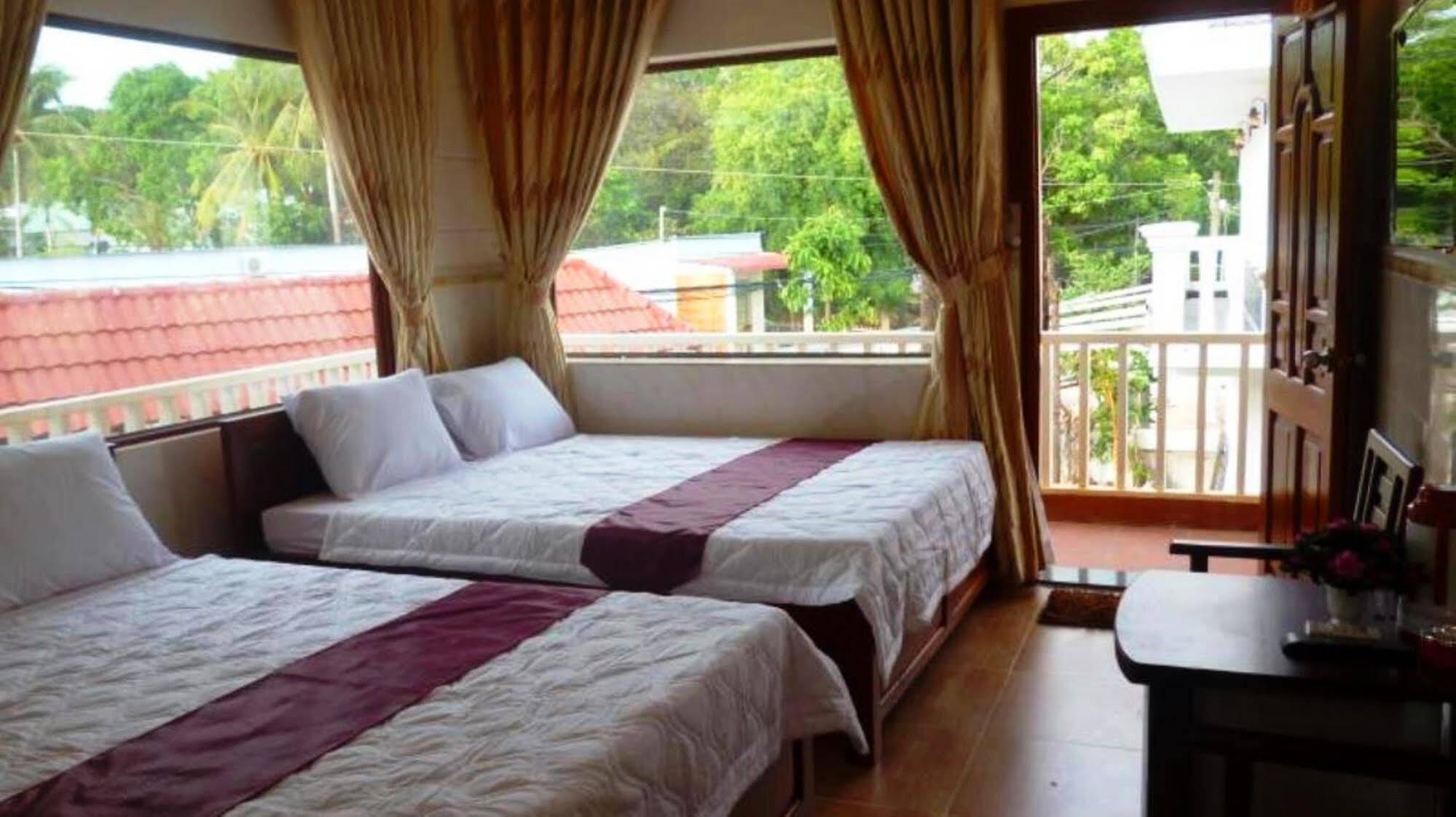 Oyo 614 Phu Quy Resort Esterno foto